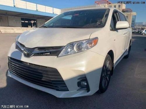 国产塞纳追尾视频,行车记录仪捕捉惊险一幕